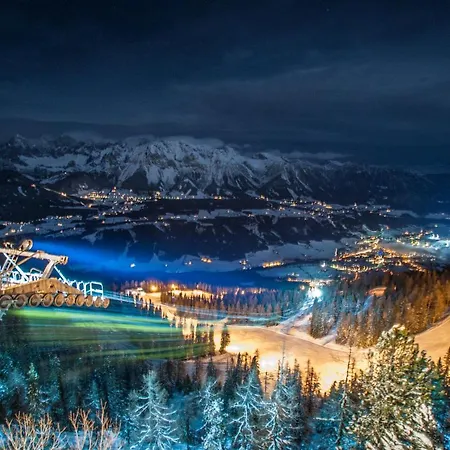 Sun Hill Lägenhet Schladming